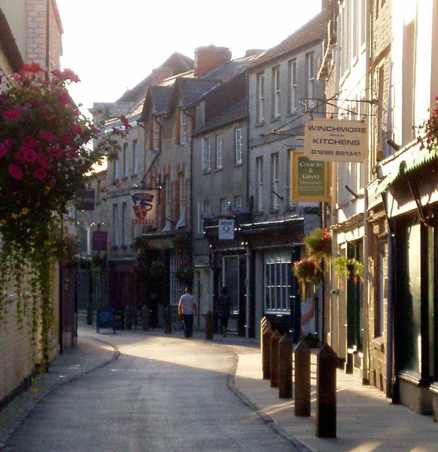 Cotswold Place Cirencester Ngoại thất bức ảnh